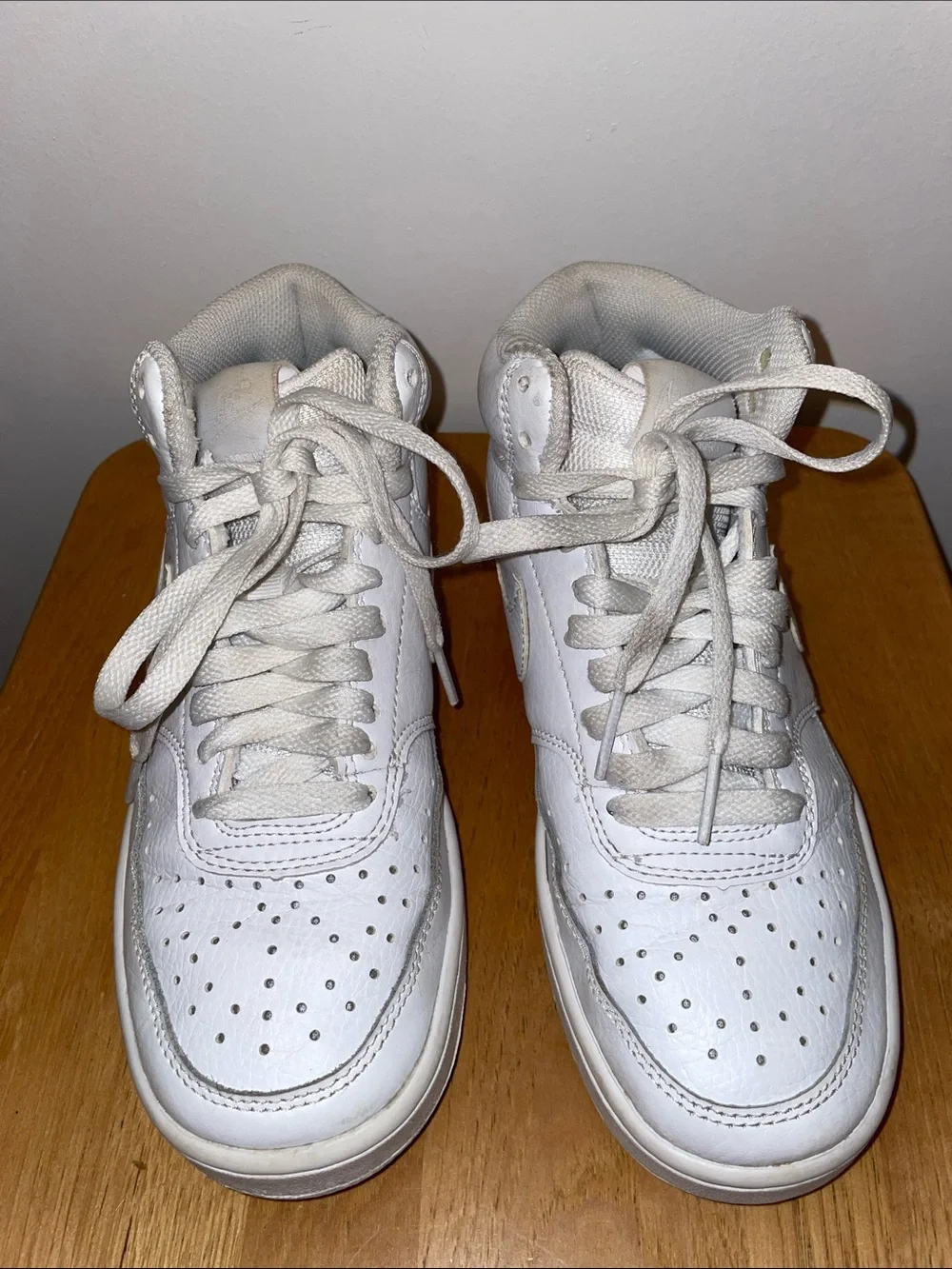 Nike White High‑Top Sneakers Size 6 | Perforated Toe | Cushioned Collar